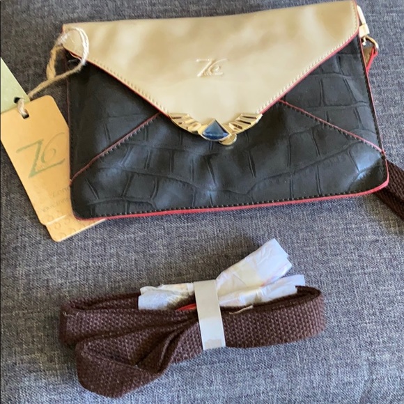 Zone 6 wrist clutch crossbody purse - Picture 4 of 4